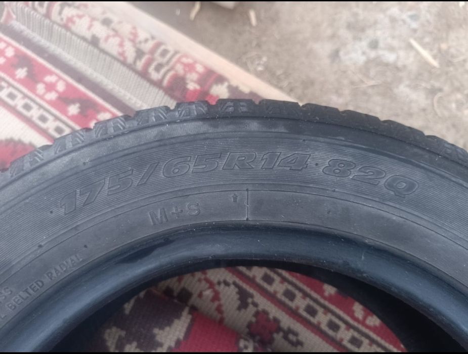 Пррдам шины в хорошосм состояние.