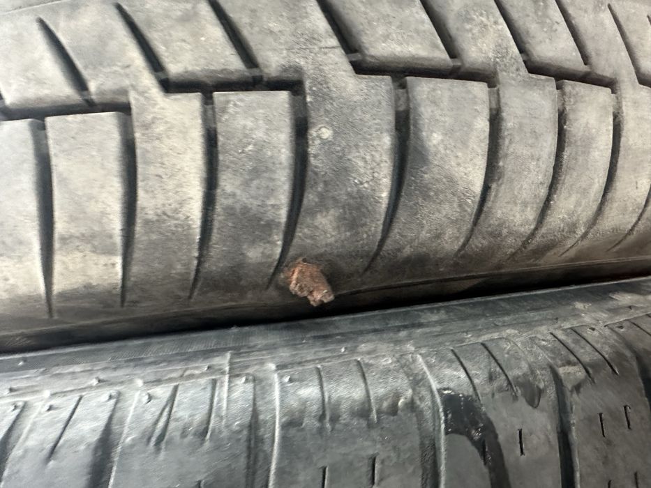 Шина 235/45R18 (1шт)