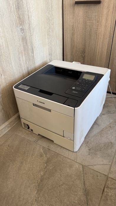 Canon лазерен цветен принтер