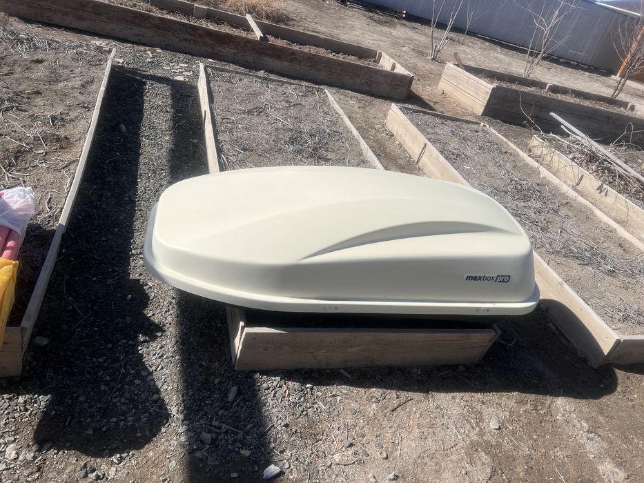 Автобокс с рейлингами