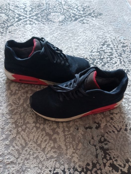 Продам женскую обувь