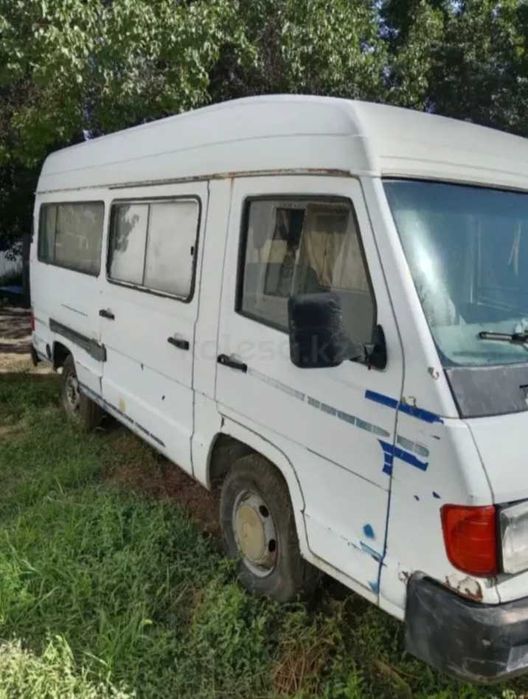 Продажа Мерседес микроавтобус МВ100