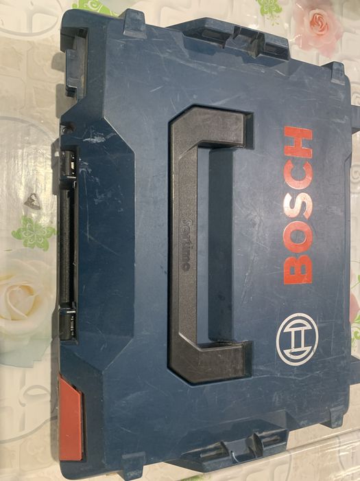 Bosch GSR 12V-15 FC/ + 1 батерия 2 ah.,винтоверт със 4 сменяеми глави/