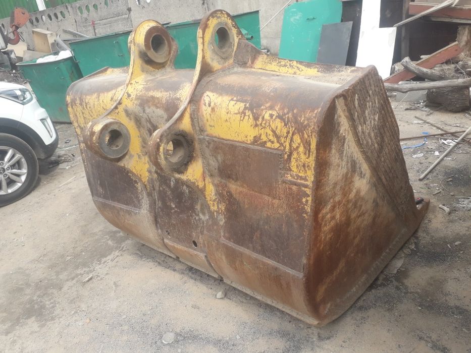 Ковш от экскаватора