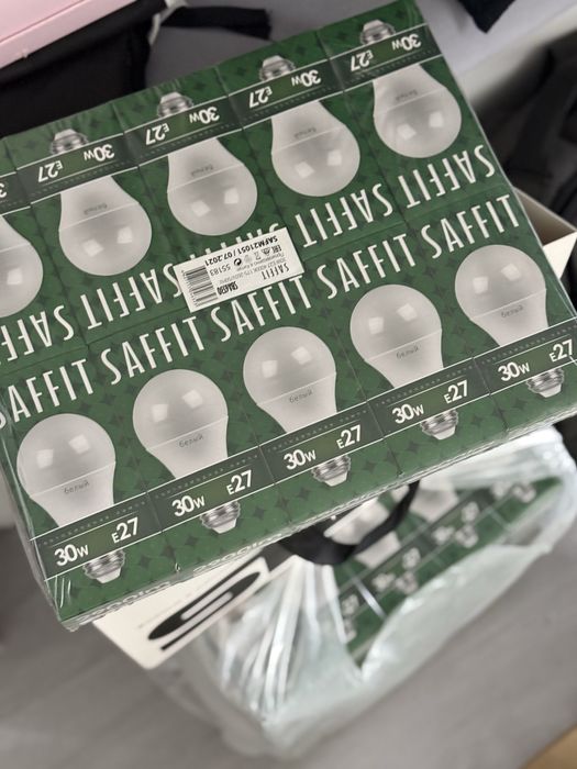 Лампочки продам 80 шт