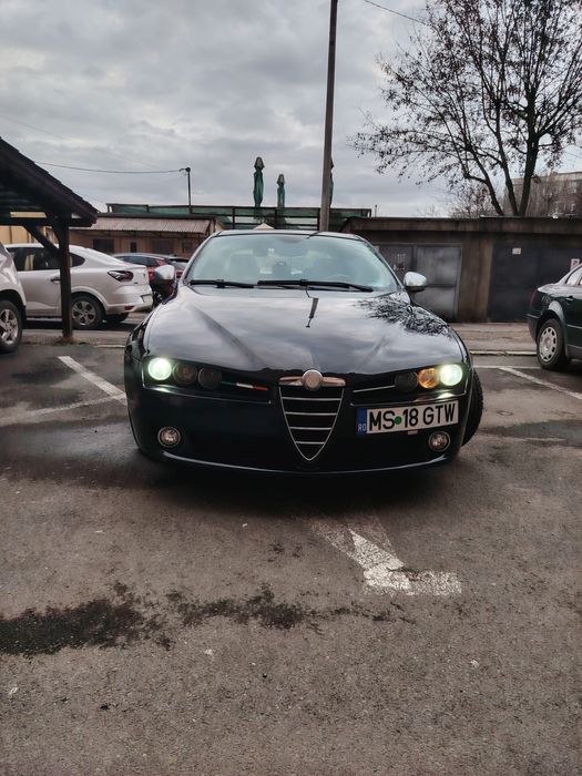 Alfa-Romeo  159  16v turela