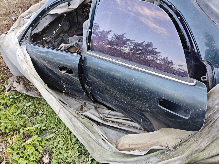 Разбор Toyota carina ed