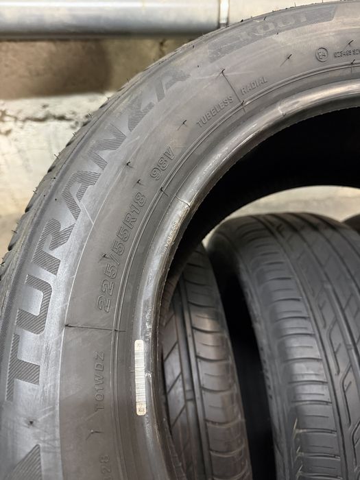 225/55/18 Bridgestone 4бр НОВИ