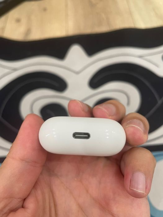 Airpods 4 наушники