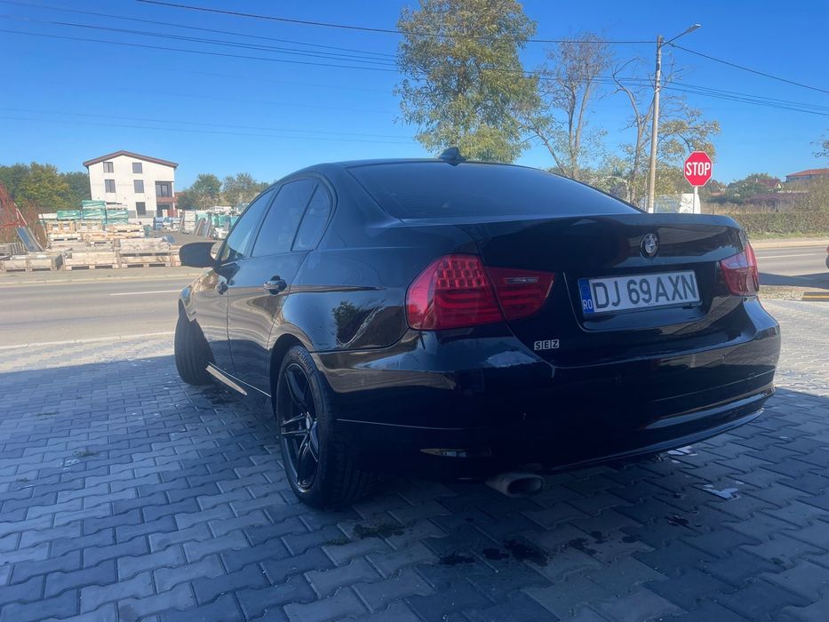 Vand BMW seria 3 e90, 2.0 diesel, an fabricatie 2010