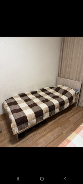 Кровать,шкаф, холодильник