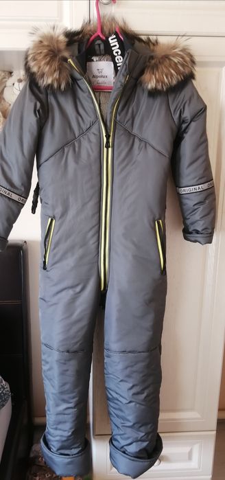 Продам комбинезон детский