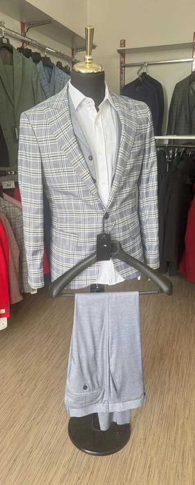 Costum Westeros marime 46