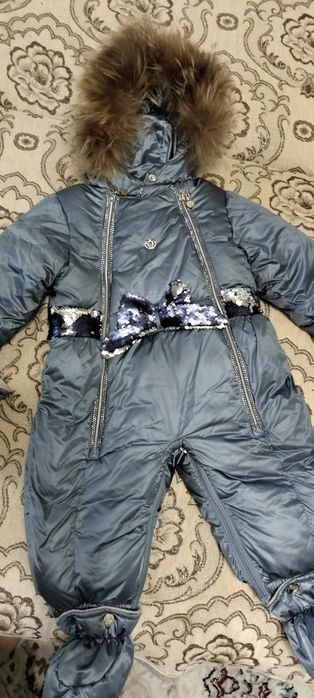 Продам комбинезон зимний
