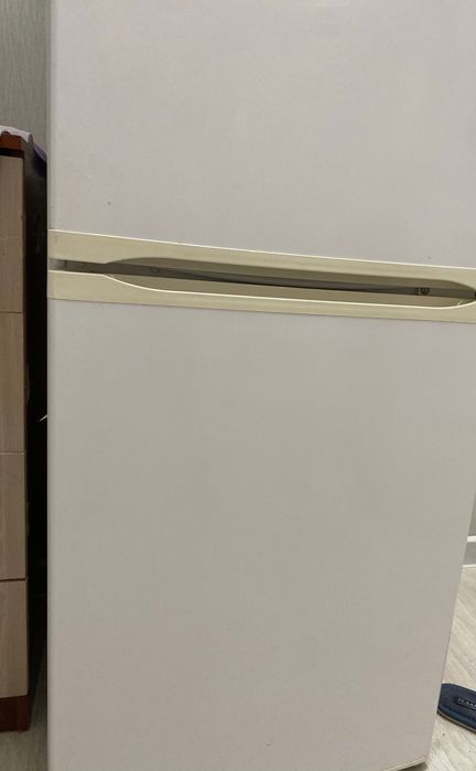 Срочно продам Бош ХОЛОДИЛЬНИК