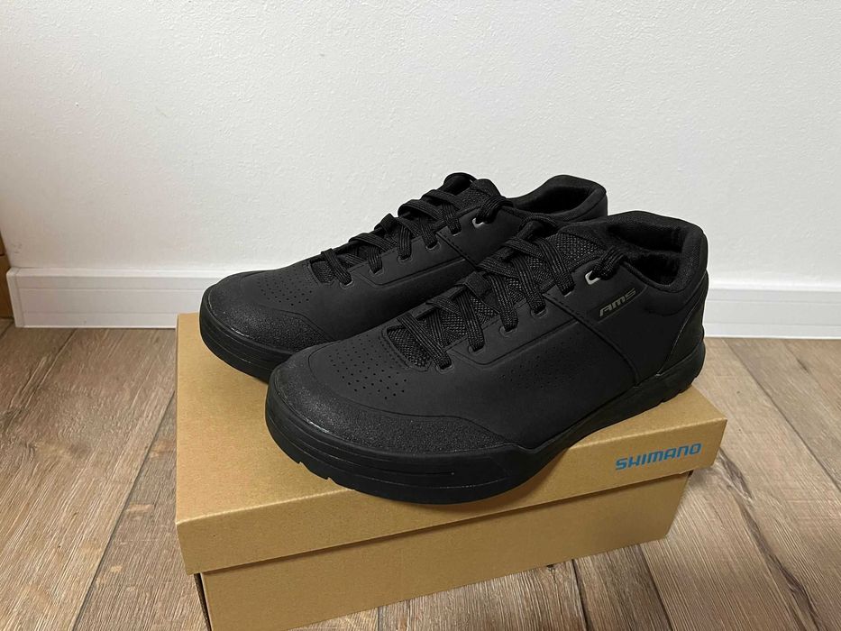 Pantofi de ciclism Shimano SH-AM503