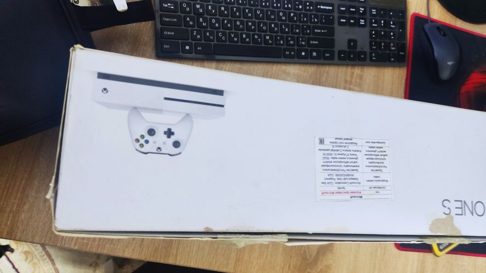 XBOX ONE S 1ТБ 130 000 тг