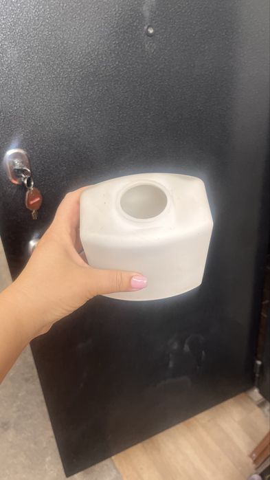 Люстры 3-х рожковые.  Продам