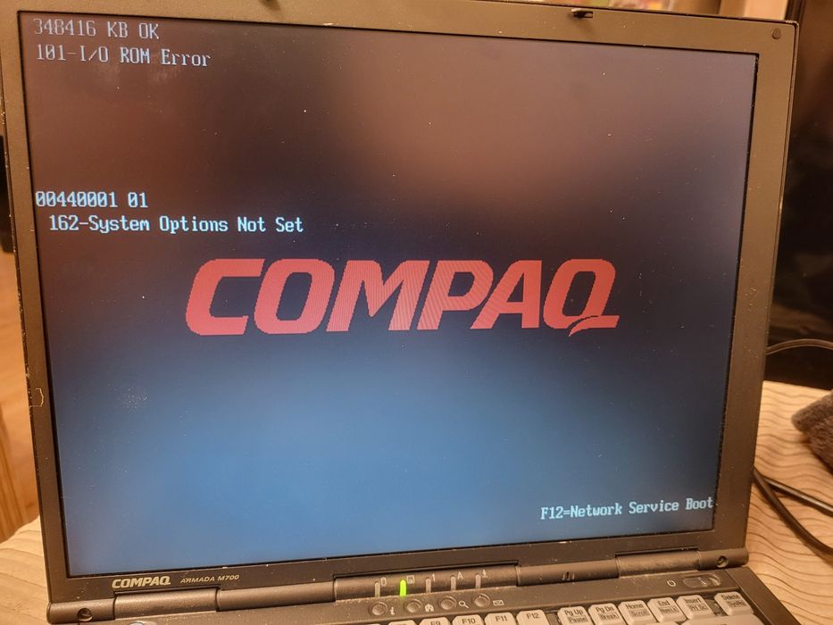 Лаптоп HP Compaq