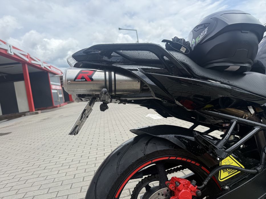Yamaha FZ6-S FAZER  capacitate cilindrica 600