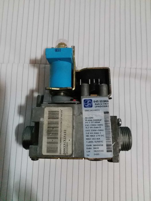 Vana gaz centrala termica Ariston UNO 24 mffi