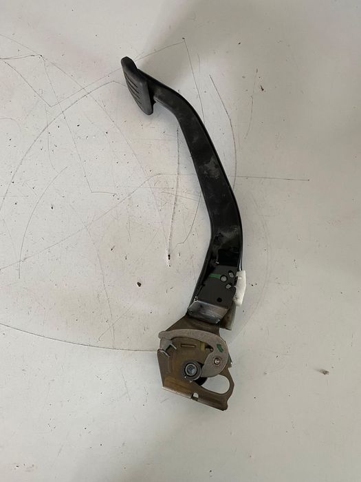 Pedala frana VOLVO V60 2014+ 32265110