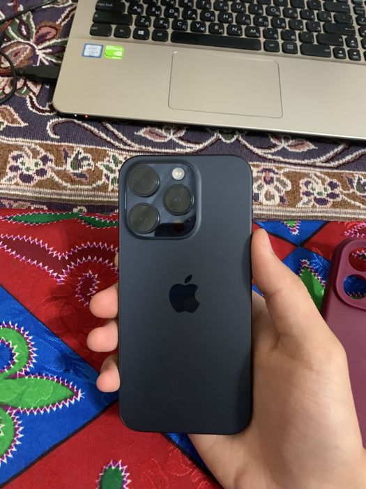 Iphone 15 pro саттылад ремоно болмаған апам устаган