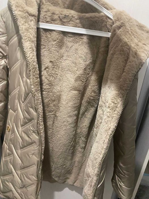 Geaca de iarna bej, parka, imblanita pe interior, marime S/36, NOU