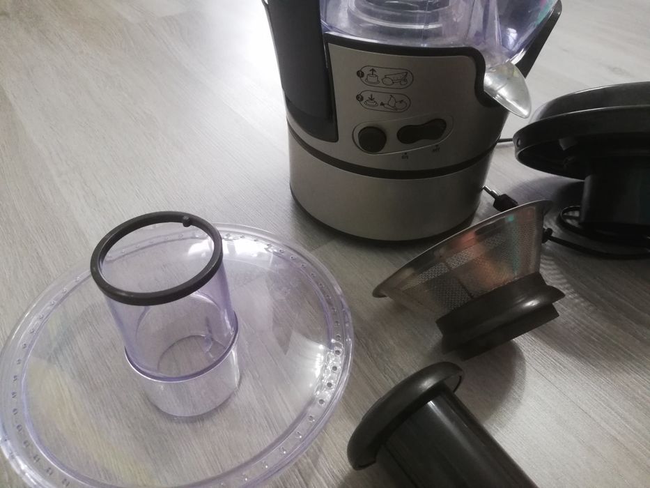 Продам соковыжималка moulinex