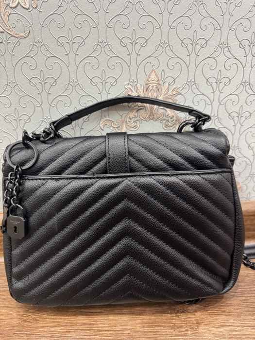 Продам   сумочку.