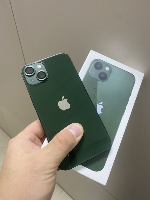 Продам iPhone 13 память 128gb