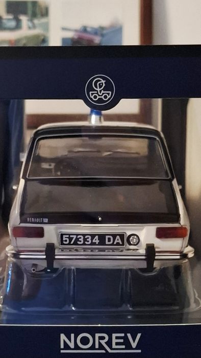 Reanult 12 POLICE, NOREV, 1:18 NOU