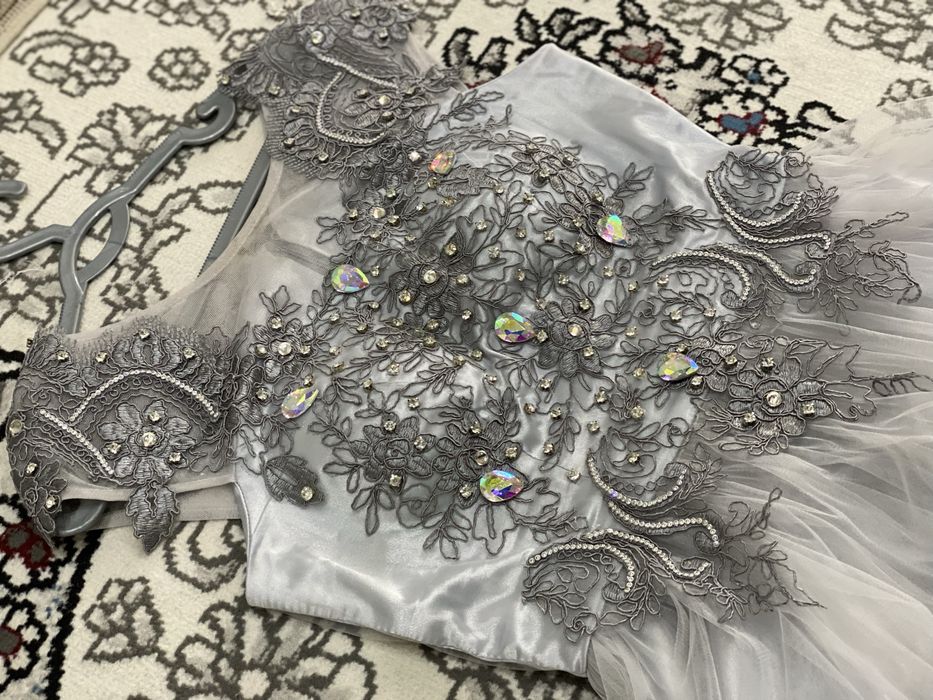 вечернее платье .oqshom koylagi