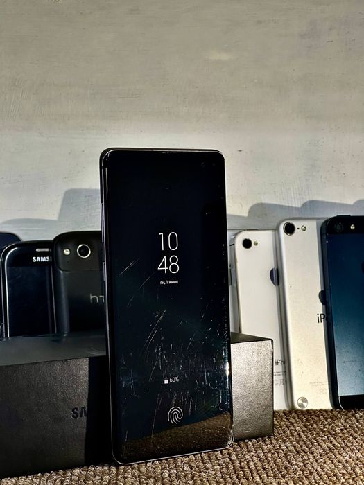 Продам Samsung Galaxy S10+ 128GB.