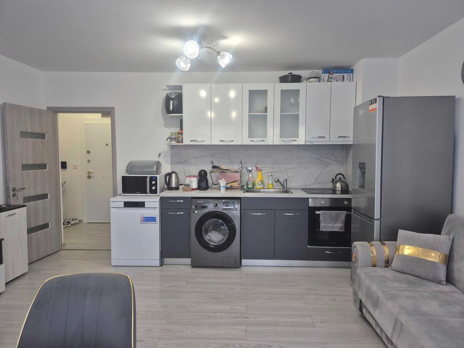 Продава се Тристаен апартамент в Шумен, Боян Българанов 1 - 80 кв.м за 1141 €/кв.м - Снимка #3