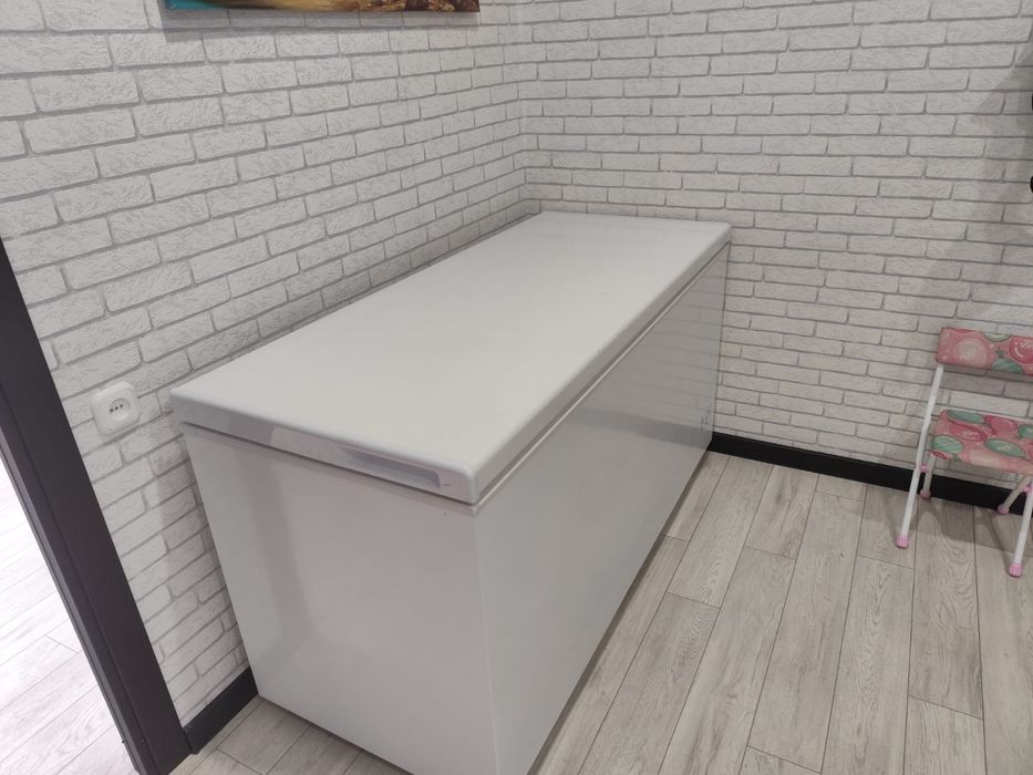 Морозильник Бирюса 455KX 420 л белый