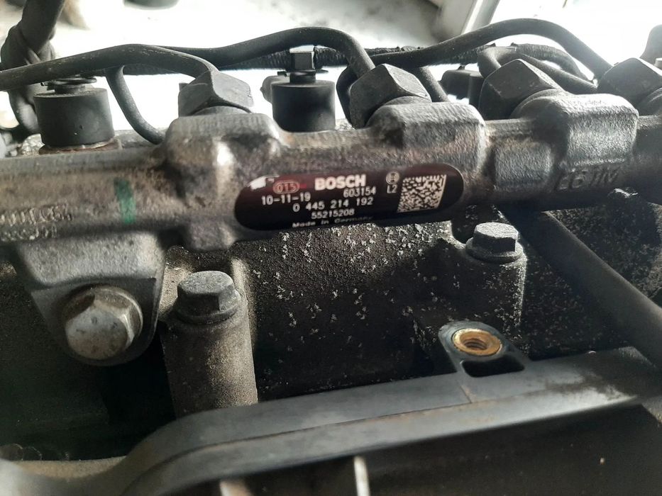 rampa injectoare 2.0 d suzuki sx4 fiat sedici 16 doblo bravo alfa romeo giulietta mito 0445214192