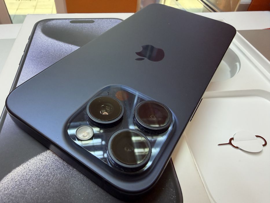 iPhone 15 Pro Max 256 Blue Отличен