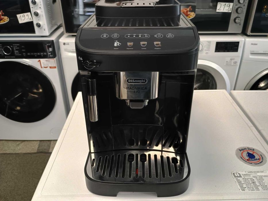 Кафемашина-Автомат Delonghi Magnifica Evo 15 bar опция за мляно кафе