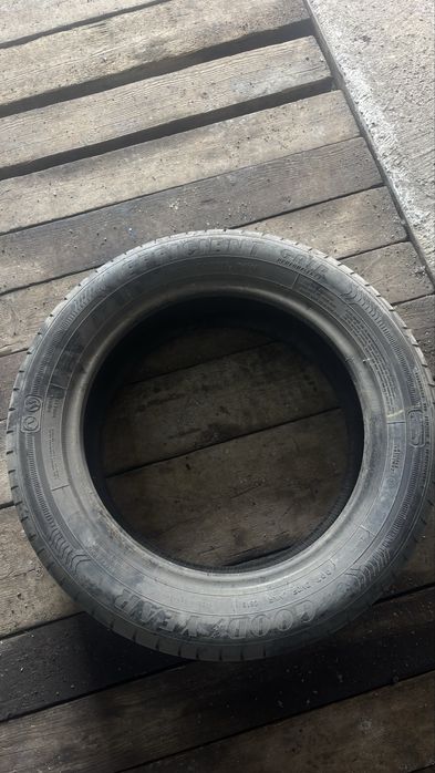 Good year efficient grip 205/55 R16