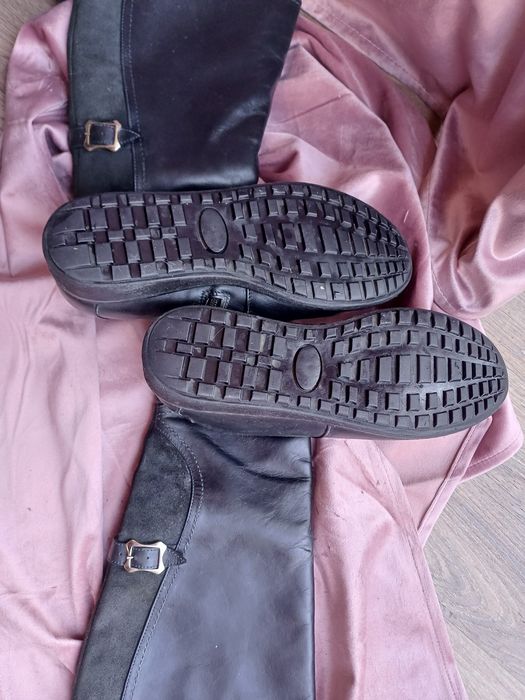 Cizme dama lungi piele naturală.