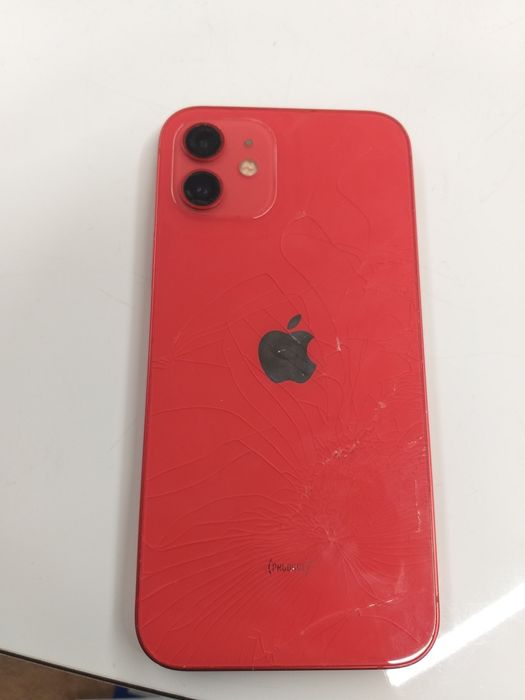 Vand iphone 12 spart