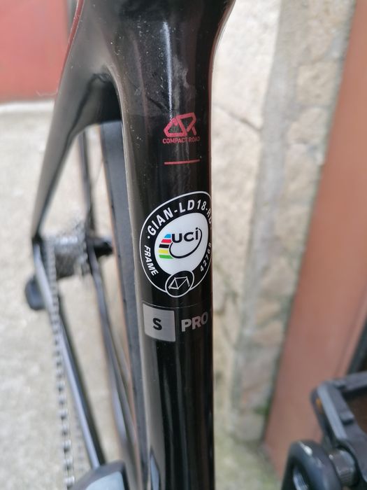 GIANT - Liv Full Carbon 7,2 кг. Shimano Ultegra Di2