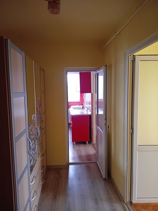 Vând apartament cu 2 camere