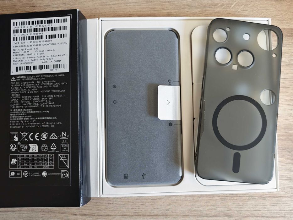 Nothing Phone 3, 12/512GB Black, 4 камери 50MP черен, като нов, гаранция комплект, подходящ за подарък