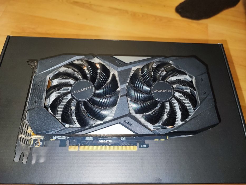 Gigabyte GeForce GTX 1660 OC 6GB – Отлично състояние