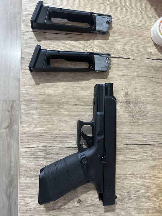 Glock 17 Gen.5 de vanzare.