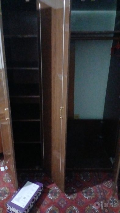 Shkaf sotiladi srochna gilam xam bor sotiladgan