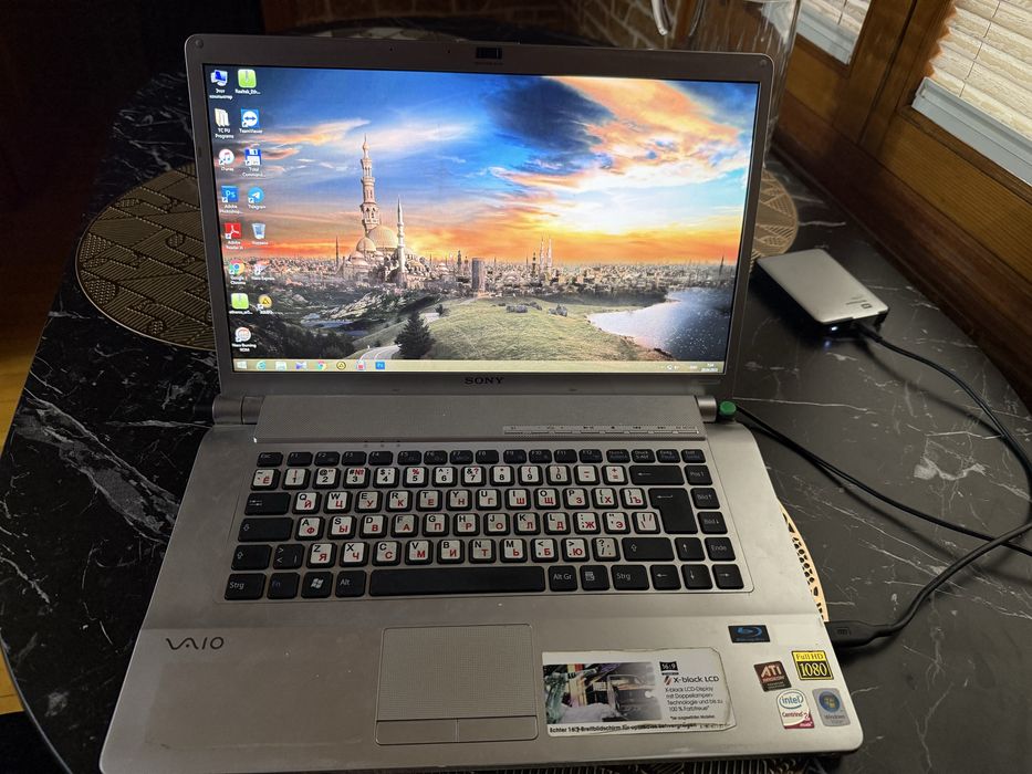 Ноутбук SONY VAIO продается
