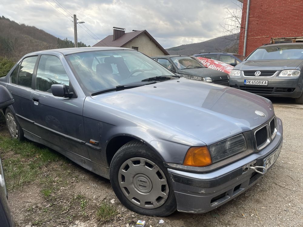 BMW e36 318i 1996 гр. Трън • OLX.bg